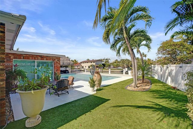 1995 N Hibiscus Drive, North Miami, FL 33181