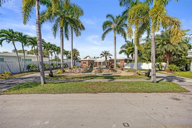 1995 N Hibiscus Drive, North Miami, FL 33181