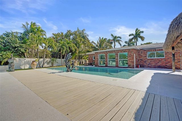 1995 N Hibiscus Drive, North Miami, FL 33181