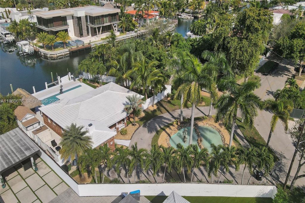 1995 N Hibiscus Drive, North Miami, FL 33181
