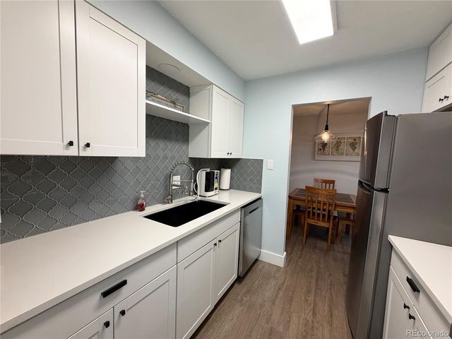 7995 E Mississippi Avenue J10, Denver, CO 80247