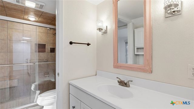 114 T Bar M Drive, New Braunfels, TX 78132