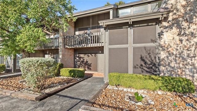 114 T Bar M Drive, New Braunfels, TX 78132