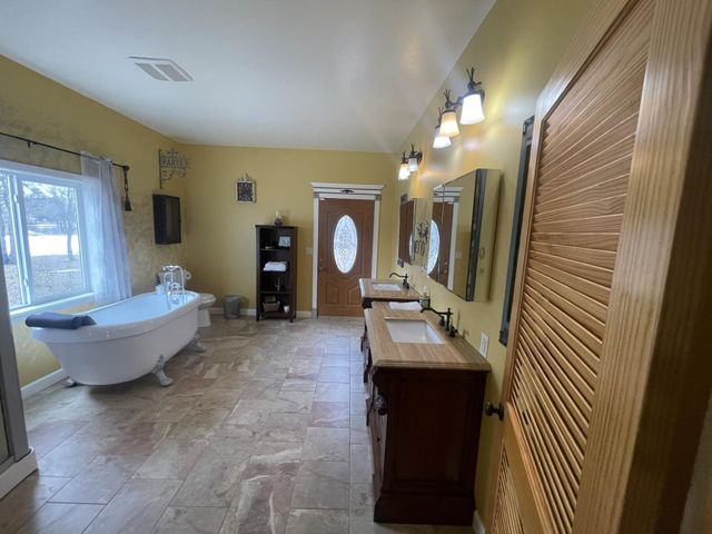 256 Spirit Avenue NW, Wilton, MN 56601