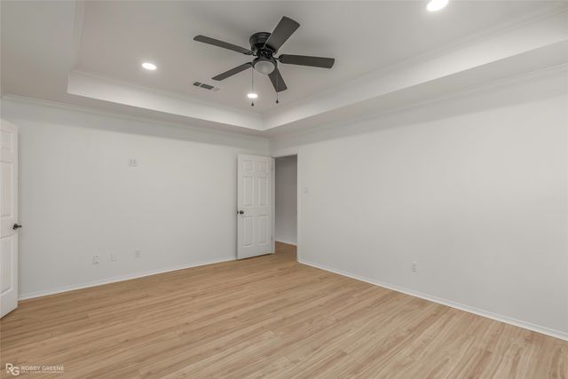 5613 N Heatherstone Drive, Shreveport, LA 71129