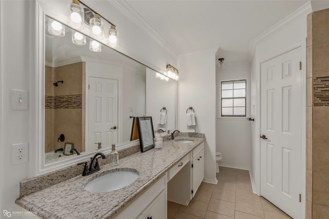 5613 N Heatherstone Drive, Shreveport, LA 71129