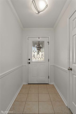 5613 N Heatherstone Drive, Shreveport, LA 71129