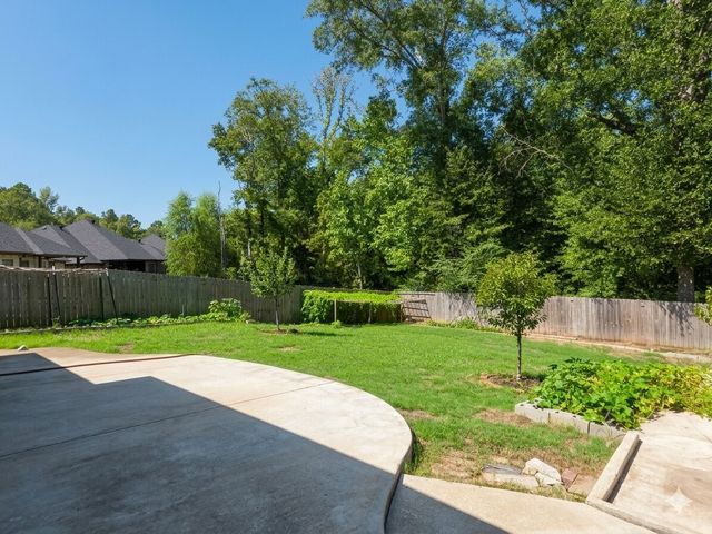 11034 Oak Springs Cove, Tyler, TX 75703