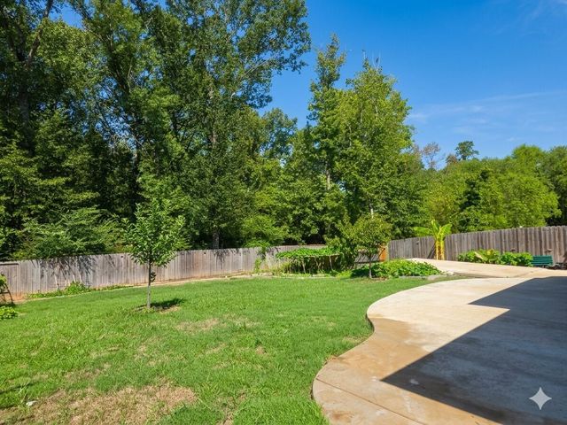 11034 Oak Springs Cove, Tyler, TX 75703