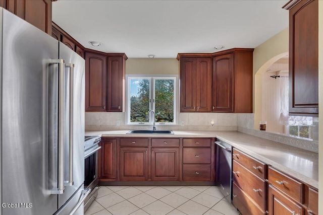 424 Gower Road, Glenville, NY 12302