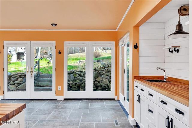 424 Gower Road, Glenville, NY 12302