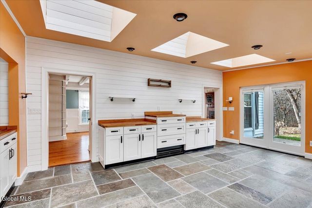 424 Gower Road, Glenville, NY 12302