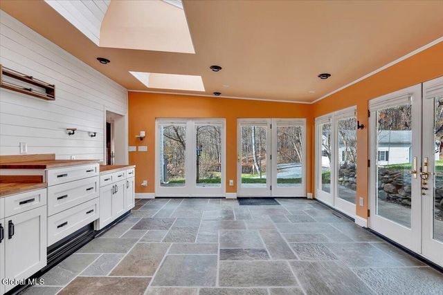 424 Gower Road, Glenville, NY 12302