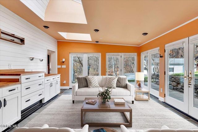 424 Gower Road, Glenville, NY 12302