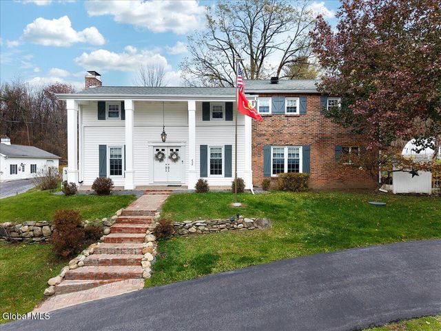 424 Gower Road, Glenville, NY 12302