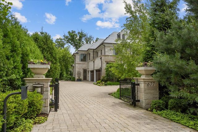677 Sheridan Road, Glencoe, IL 60022