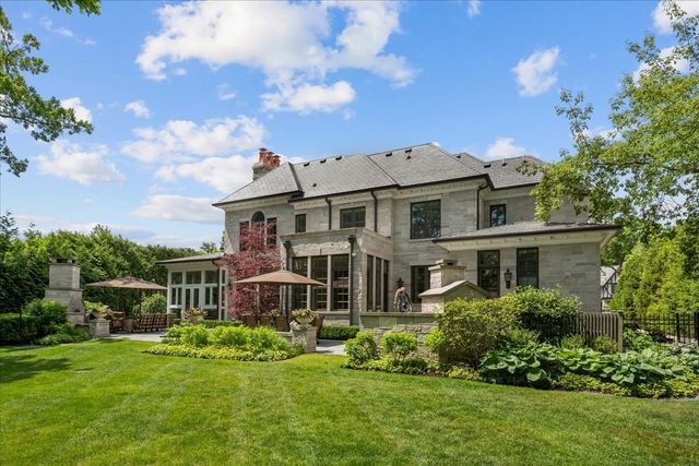 677 Sheridan Road, Glencoe, IL 60022