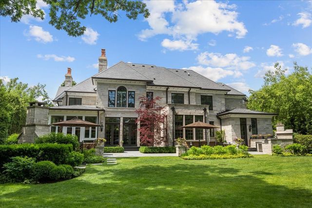 677 Sheridan Road, Glencoe, IL 60022
