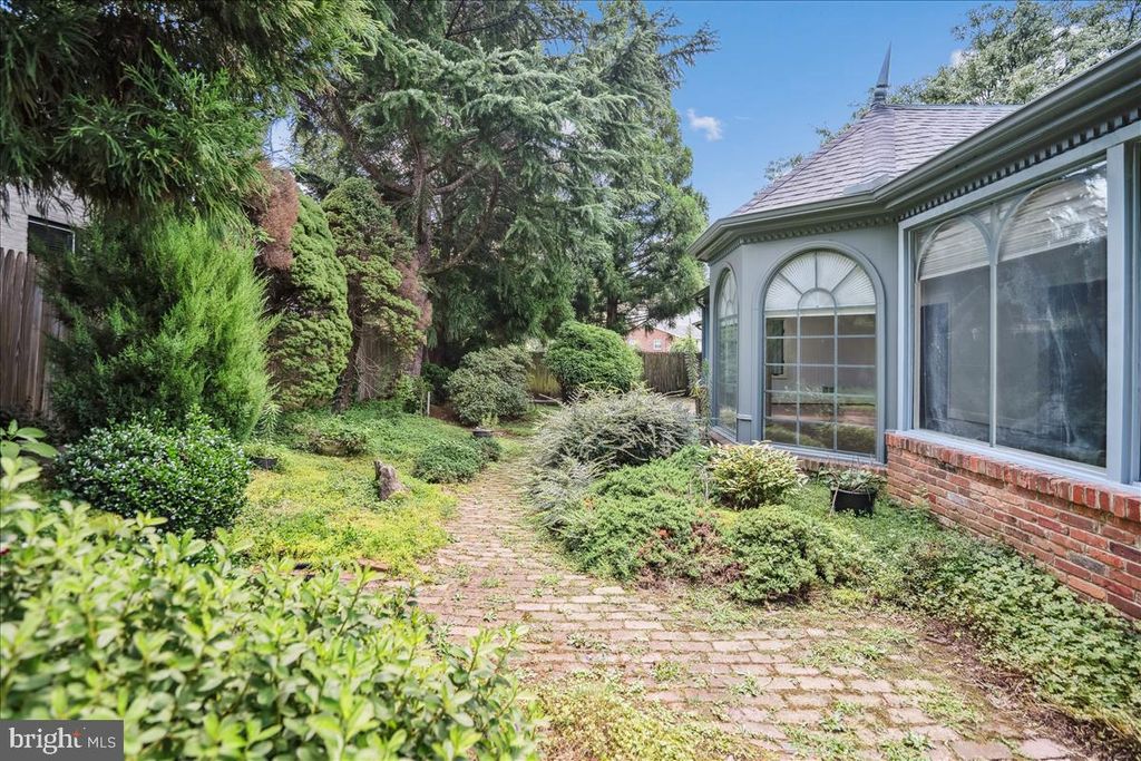 7201 MARBURY RD, Bethesda, MD 20817