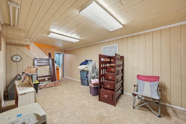 134 Ovalwood Drive, Johnson City, TN 37615