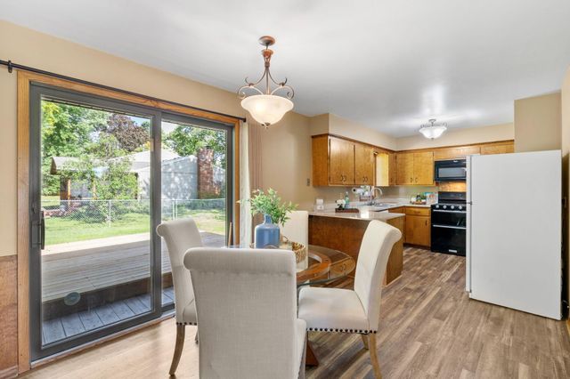 2420 Ensign Avenue N, Golden Valley, MN 55427