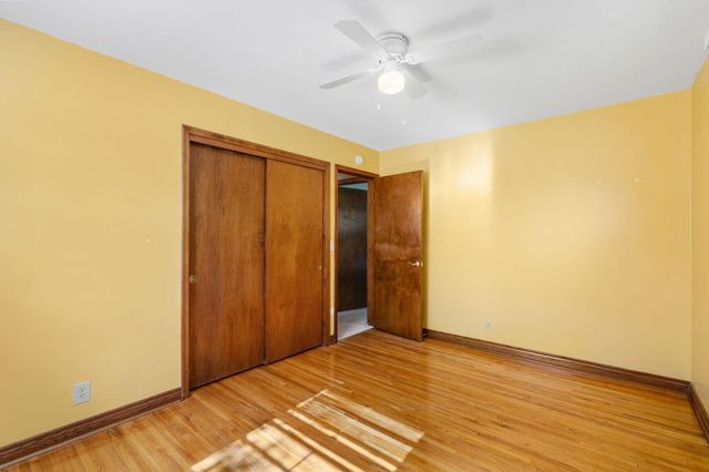 2420 Ensign Avenue N, Golden Valley, MN 55427