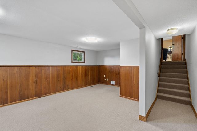 2420 Ensign Avenue N, Golden Valley, MN 55427