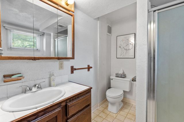 2420 Ensign Avenue N, Golden Valley, MN 55427