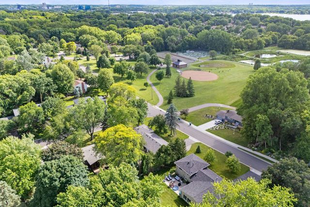 2420 Ensign Avenue N, Golden Valley, MN 55427