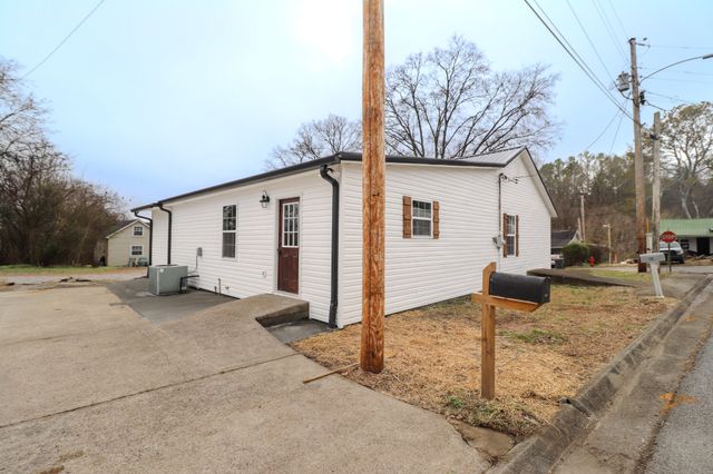 133 Greentop St, Hartsville, TN 37074