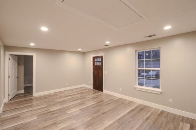 133 Greentop St, Hartsville, TN 37074