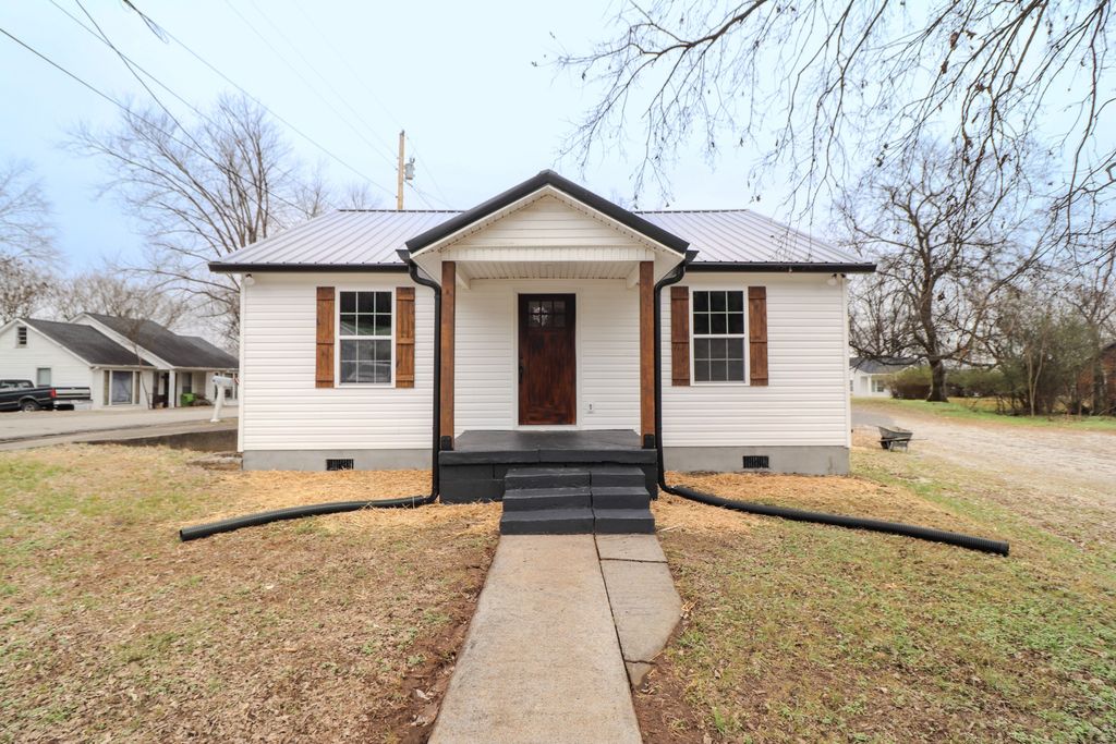 133 Greentop St, Hartsville, TN 37074