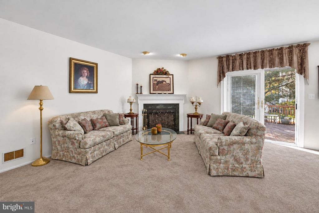 817 LILY LN, EWING, NJ 08628 — photo 5
