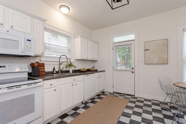 688 Hamlet Street, Columbus, OH 43215