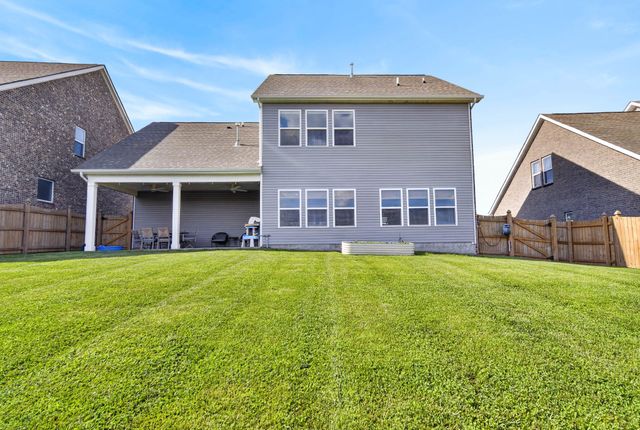 729 Pebble Creek Ln, Lebanon, TN 37090