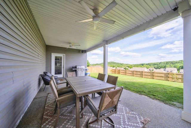 729 Pebble Creek Ln, Lebanon, TN 37090