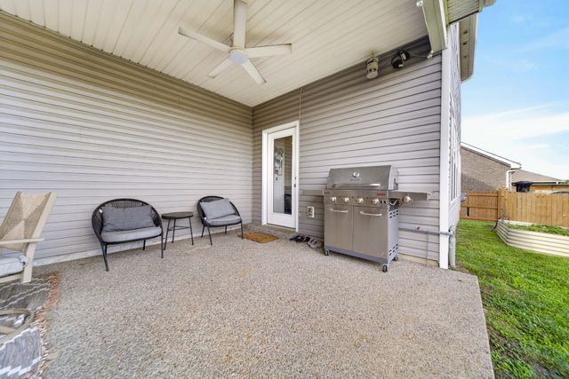 729 Pebble Creek Ln, Lebanon, TN 37090
