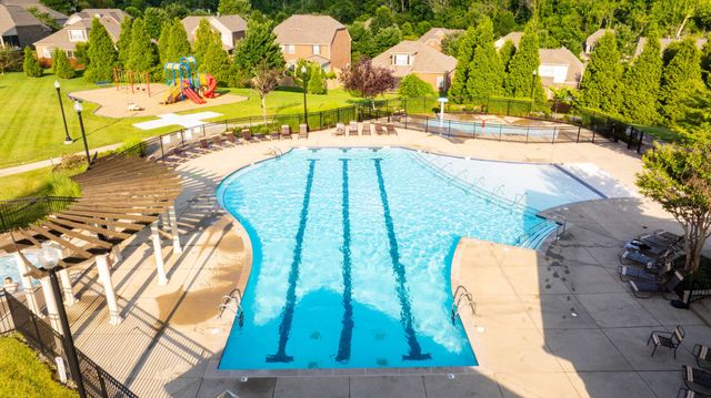 729 Pebble Creek Ln, Lebanon, TN 37090