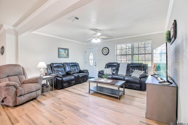 1011 Sherron Ave, Baker, LA 70714