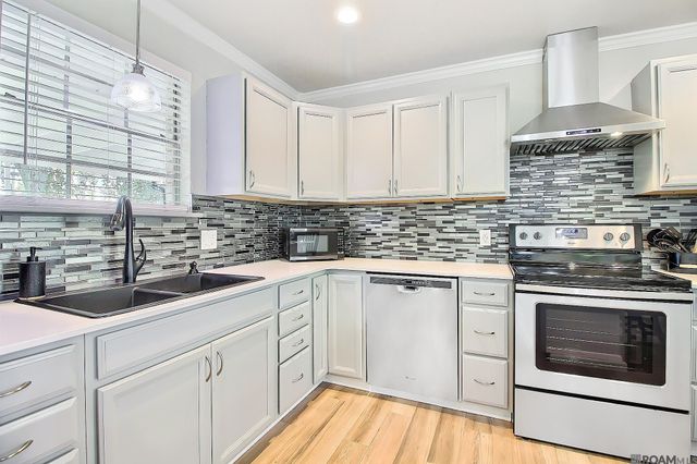 1011 Sherron Ave, Baker, LA 70714