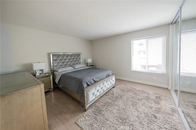 15425 Sherman Way 241, Van Nuys, CA 91406