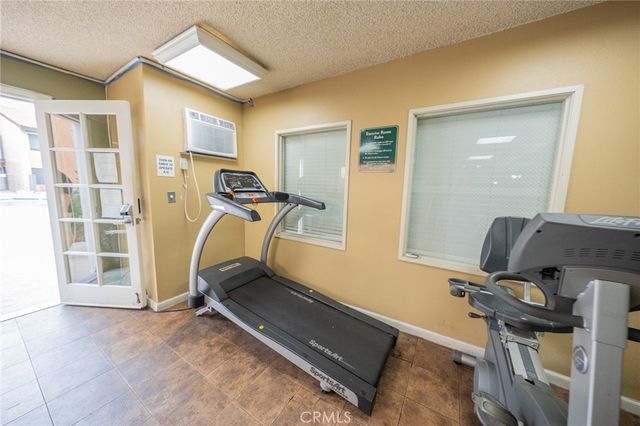 15425 Sherman Way 241, Van Nuys, CA 91406