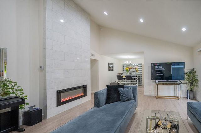 15425 Sherman Way 241, Van Nuys, CA 91406