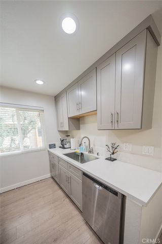 15425 Sherman Way 241, Van Nuys, CA 91406