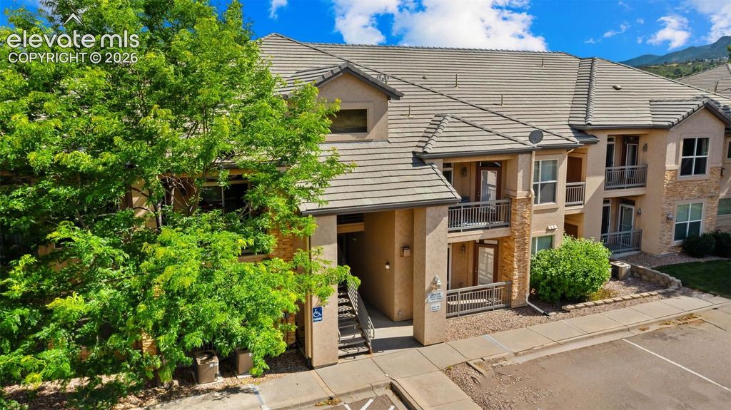 605 Cougar Bluff Point 206, Colorado Springs, CO 80906 — photo 3