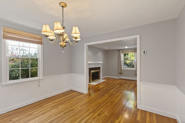 159 Bedford St 159, Lexington, MA 02420