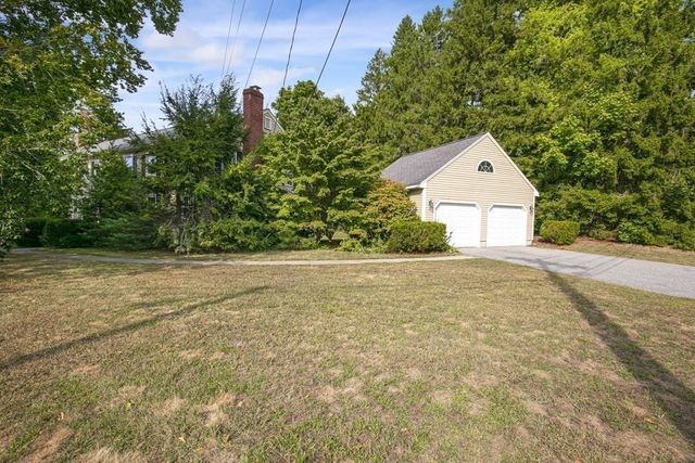 159 Bedford St 159, Lexington, MA 02420