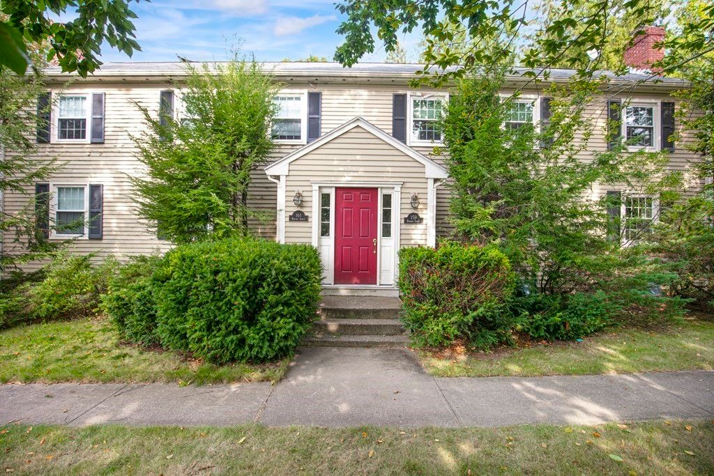 159 Bedford St 159, Lexington, MA 02420