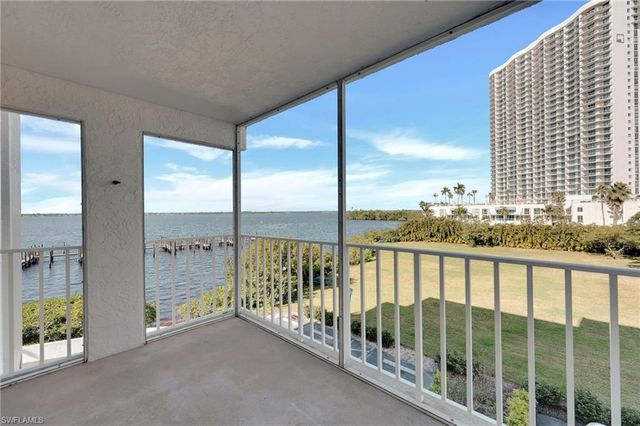 2875 Palm Beach BLVD 205, Fort Myers, FL 33916