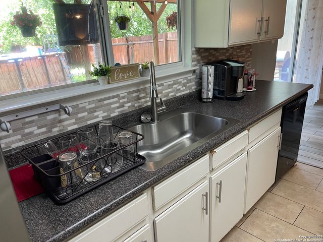 9858 MENARD CIR, San Antonio, TX 78245